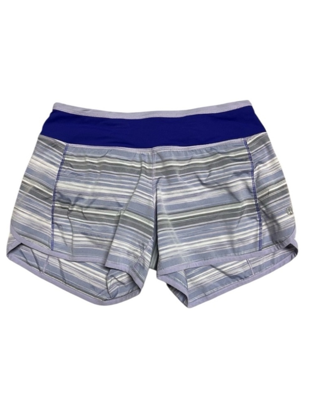 Lululemon athletic shorts
size 4. Lined.
4” inseam